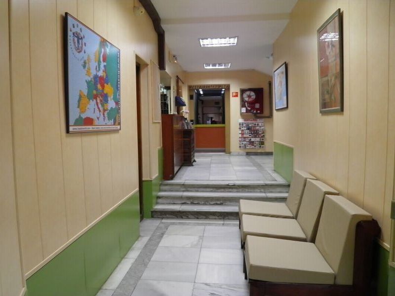 מדריד Nuria Hostal מראה חיצוני תמונה